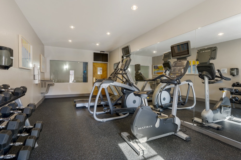 Holiday Inn Express Hotel & Suites The Villages by IHG - photo 45