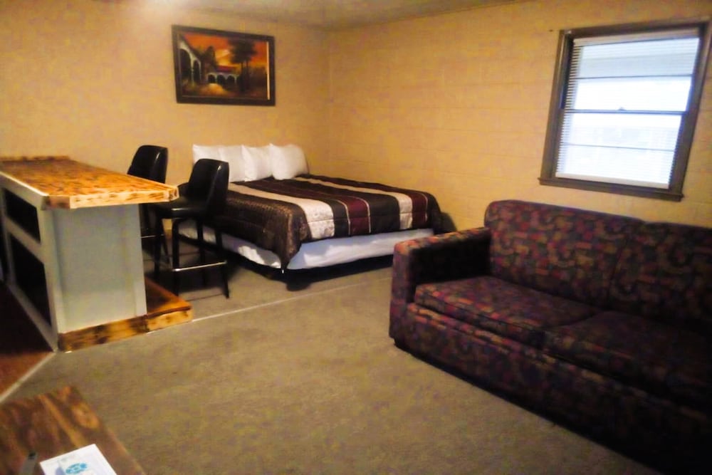 Love Hotels Murdo by OYO on Interstate 90 - photo 17