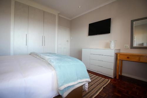 Westward Ho Apartment 13