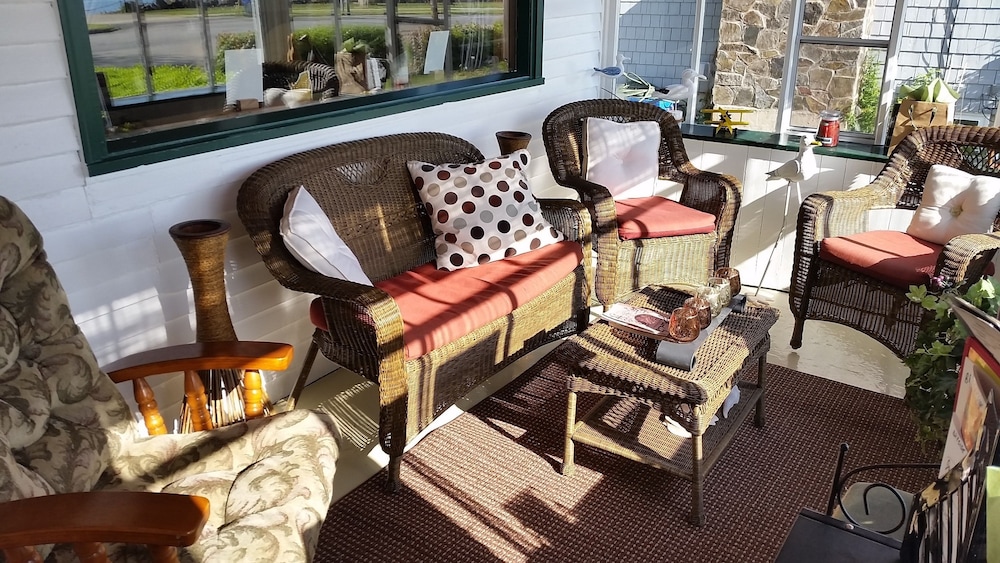 Bayside Inn — Digby — photo 3