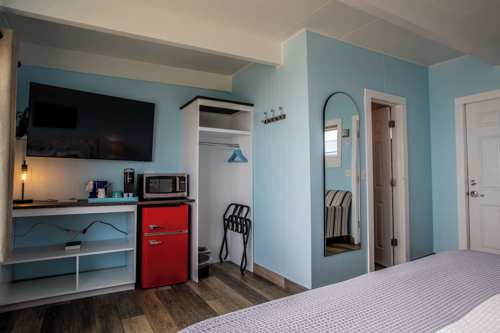 Beachfront Inn - photo 54