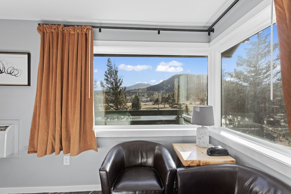 Discovery Lodge - photo 19