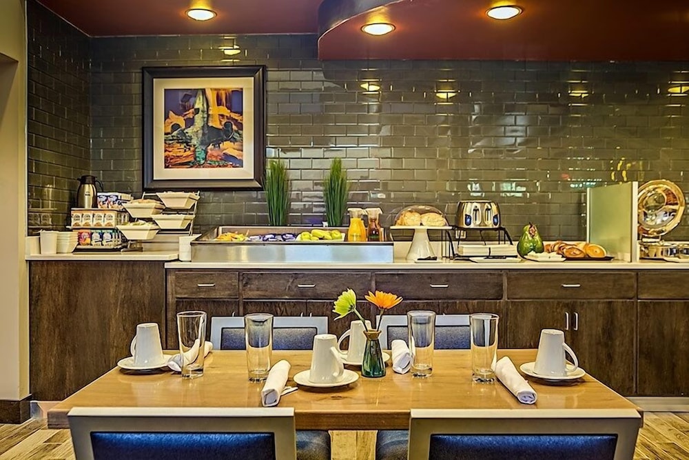 Holiday Inn Cleveland Northeast Mentor by IHG - photo 31