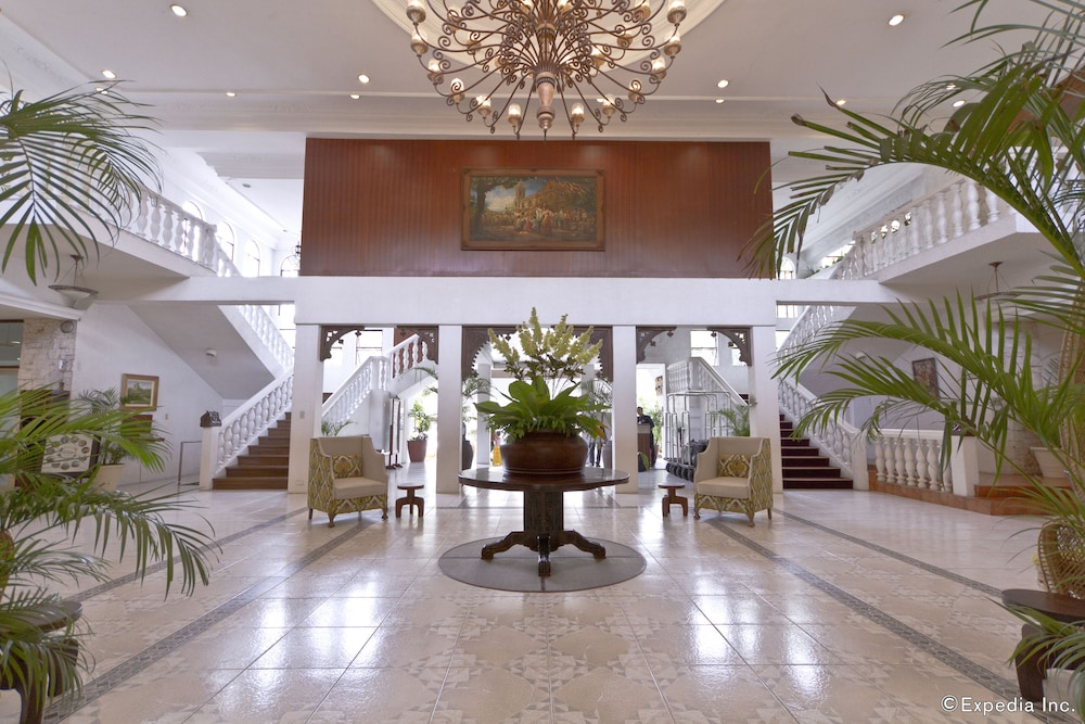 Montebello Villa Hotel — Cebu City — photo 2