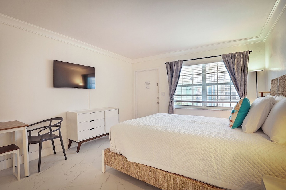 La Mer Suites - photo 14