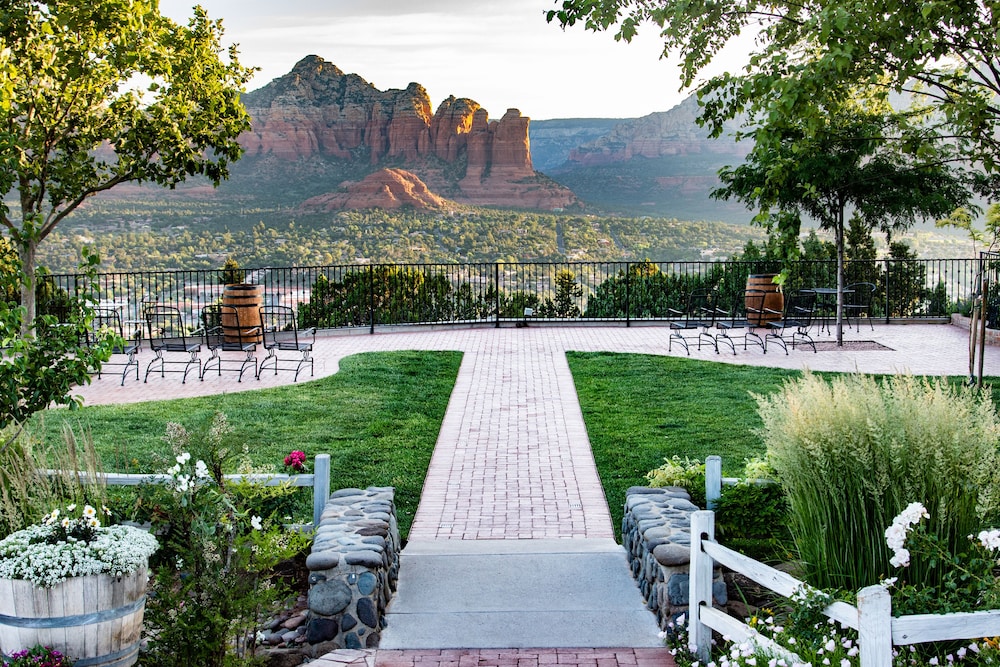 Sky Ranch Lodge - photo 94