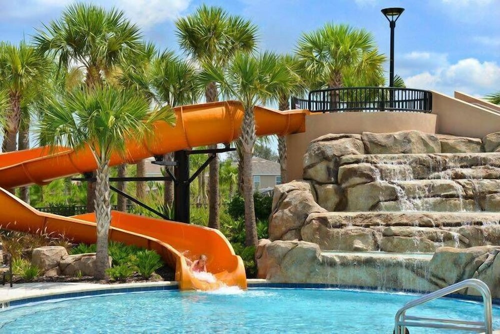 Fabulous Single Home w Pool at Solterra Resort - photo 40