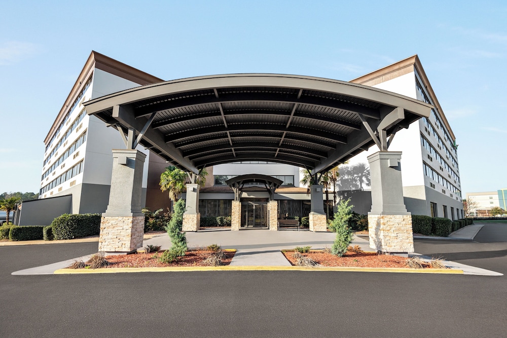 Holiday Inn Mobile West I 10 by IHG - photo 67