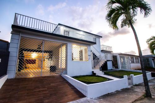 Entire Vacation Home in San Juan Fits 10 — 4-Star Luxury Hotel in San Juan, Puerto Rico