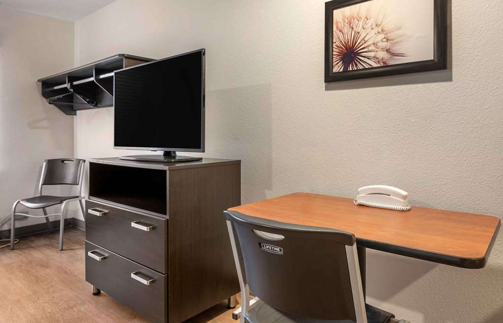Extended Stay America Select Suites Indianapolis West - photo 19
