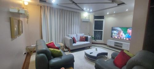 Sami BnB Apt 02 Makongo after Mlimani City — 4-Star Luxury Hotel in Dar Es Salaam, Tanzania