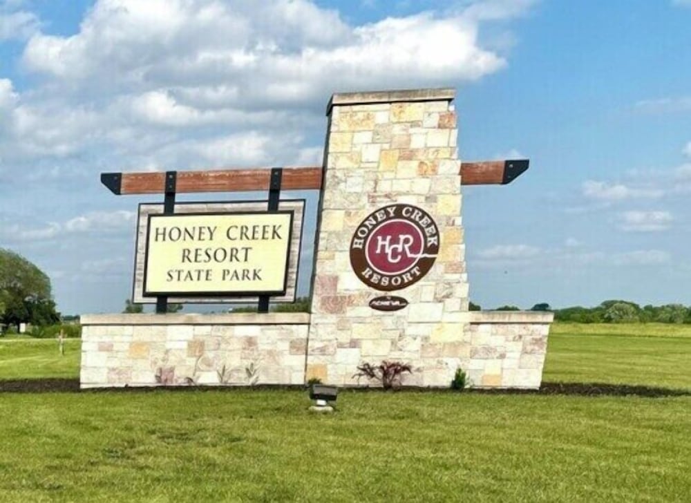 Honey Creek Resort - photo 49