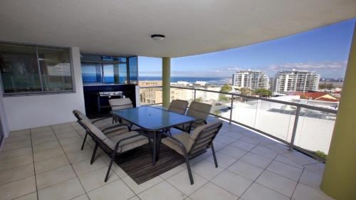 Pinnacles Unit 53 Caloundra Qld — Caloundra