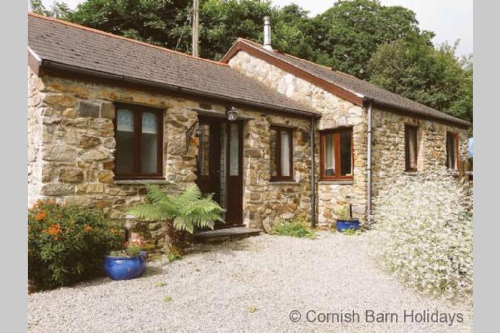 The Snug at Cornish Barn Holidays in Truro, United Kingdom