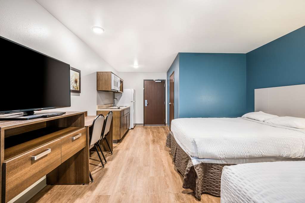 WoodSpring Suites Elgin Chicago - photo 17