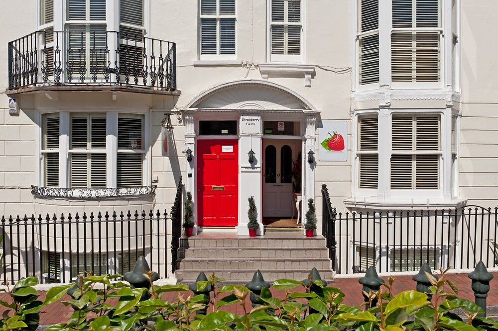 Strawberry Fields - carbon neutral hotel in Brighton