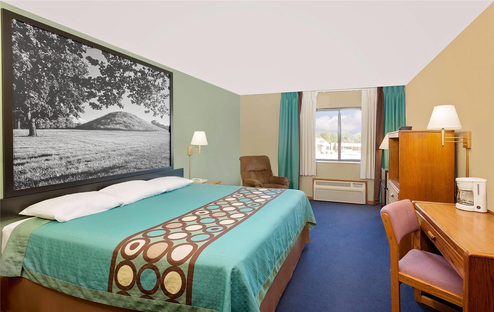Super 8 by Wyndham Macomb - photo 7