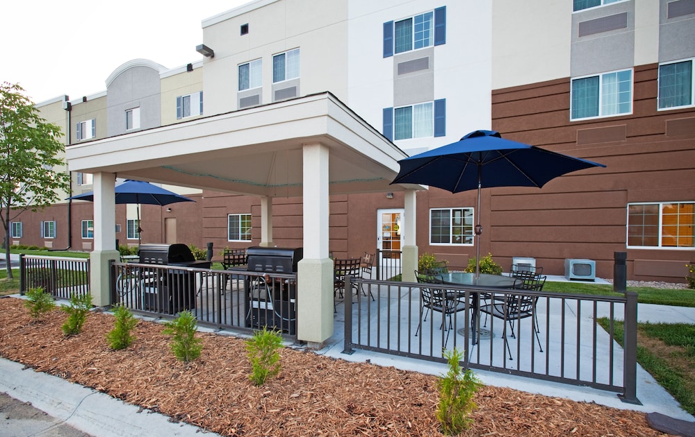 Candlewood Suites Bellevue by IHG - photo 26