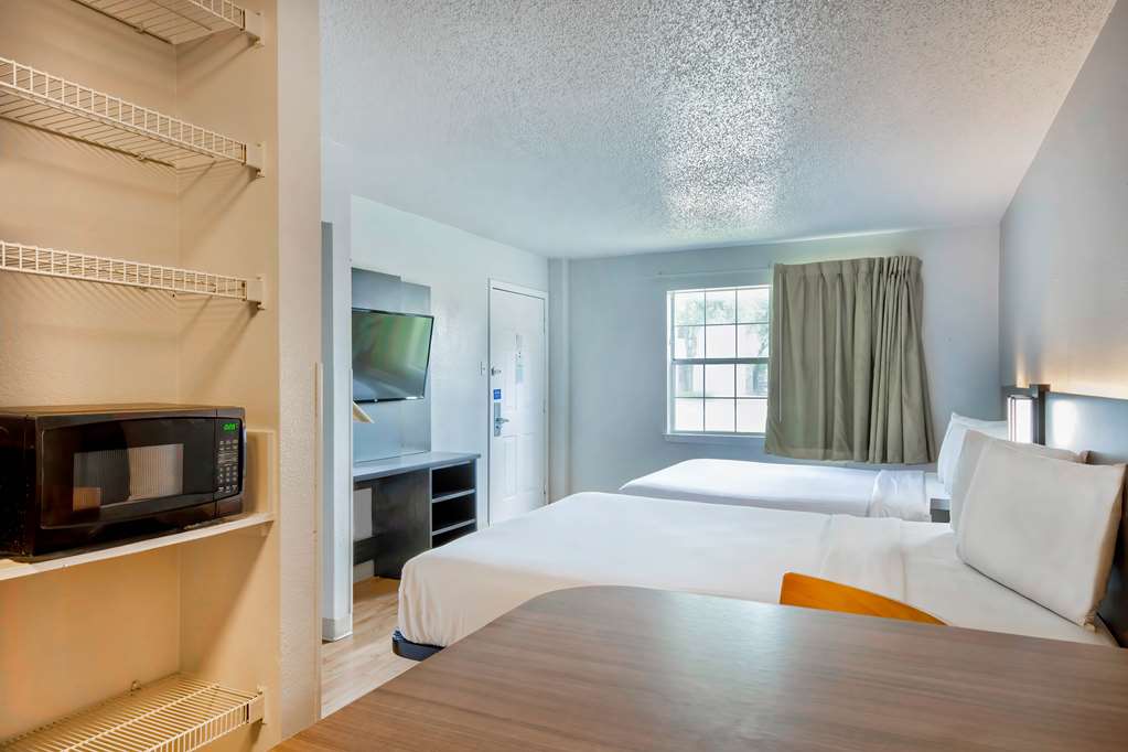 Studio 6 Extended Stay San Antonio TX Medical Center - photo 18