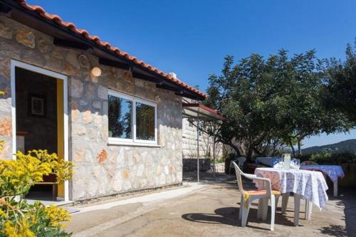 Guest House Simunovic Studio Apartment with Terrace