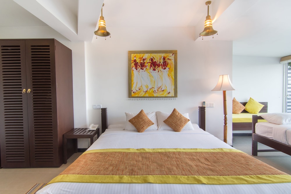 Theva Residency — Kandy — photo 5