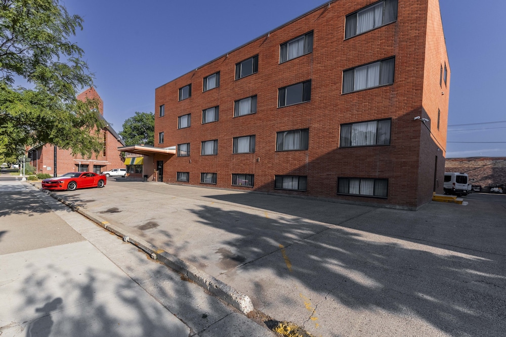 The Mid Town Motel - photo 17