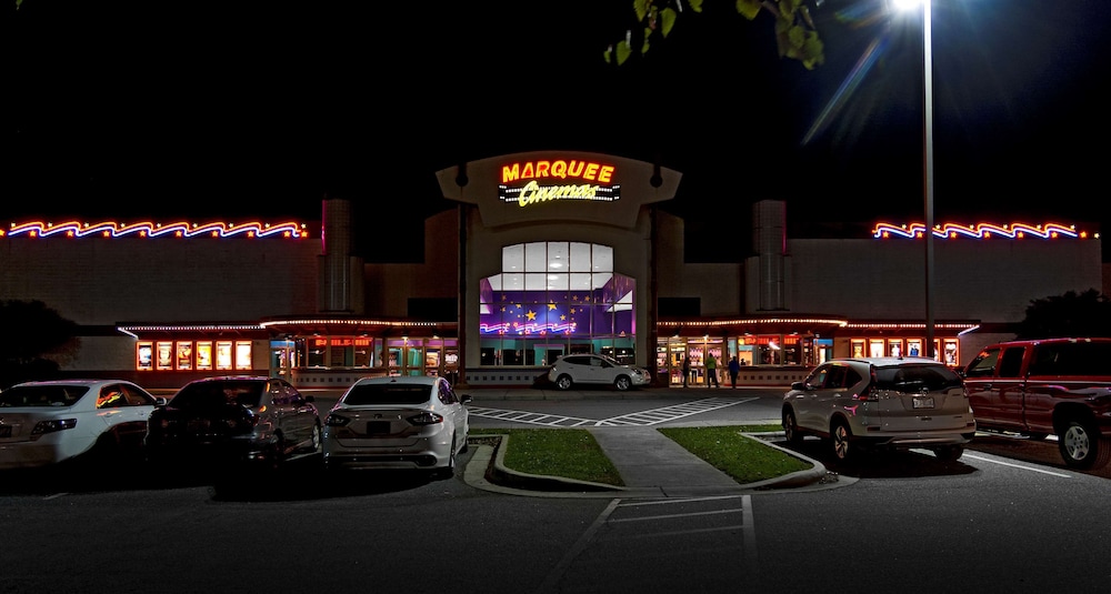 Hampton Inn Statesville - photo 48