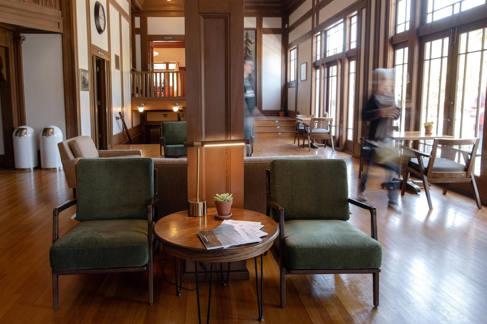Scotia Lodge - photo 3
