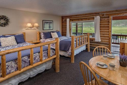 Redfish Riverside Inn - photo 6