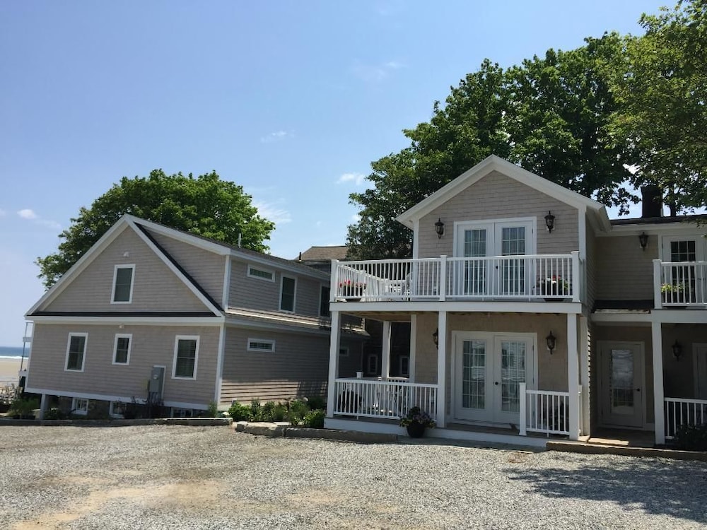 Marginal Way House Hotel - photo 64