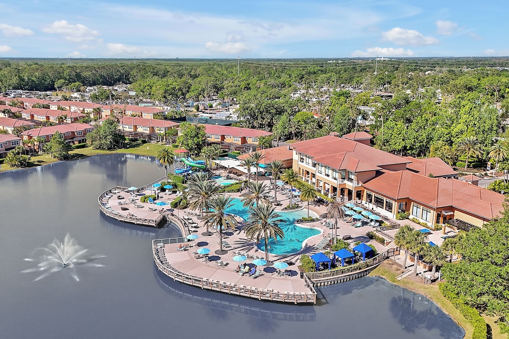 Hotel image of Regal Oaks Resort Vacation Townhomes by IDILIQ