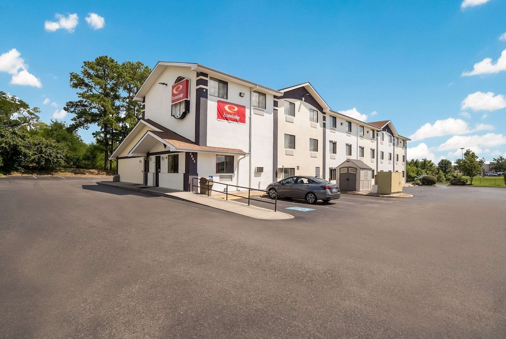 Econo Lodge Spotsylvania Town Center - photo 55