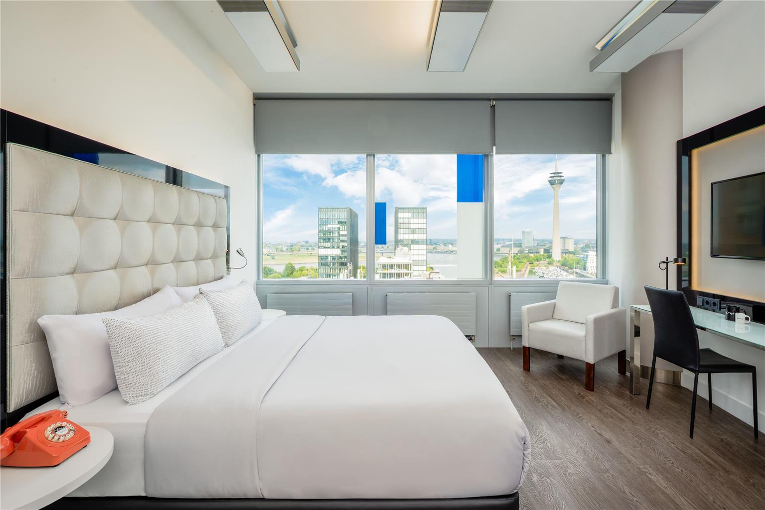 INNSiDE by Meliá Düsseldorf Hafen — hotel in Duesseldorf