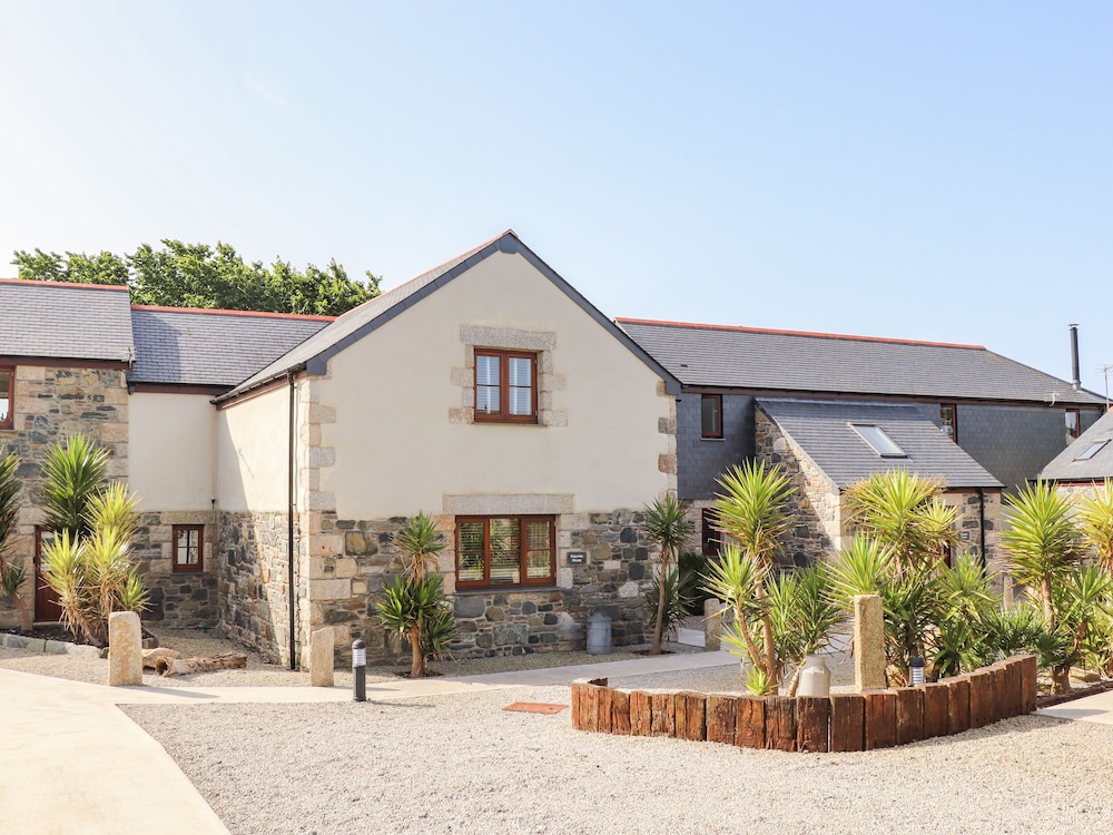 Polurrian House — 4-Star Luxury Hotel in Helston, United Kingdom