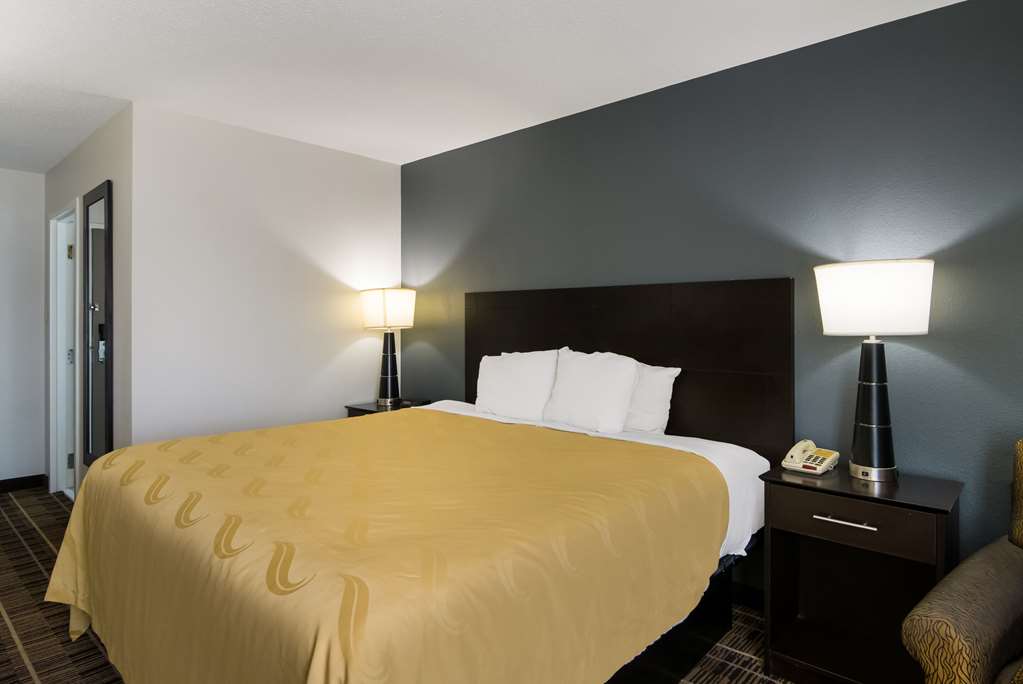 Quality Inn Aurora Naperville Area - photo 14