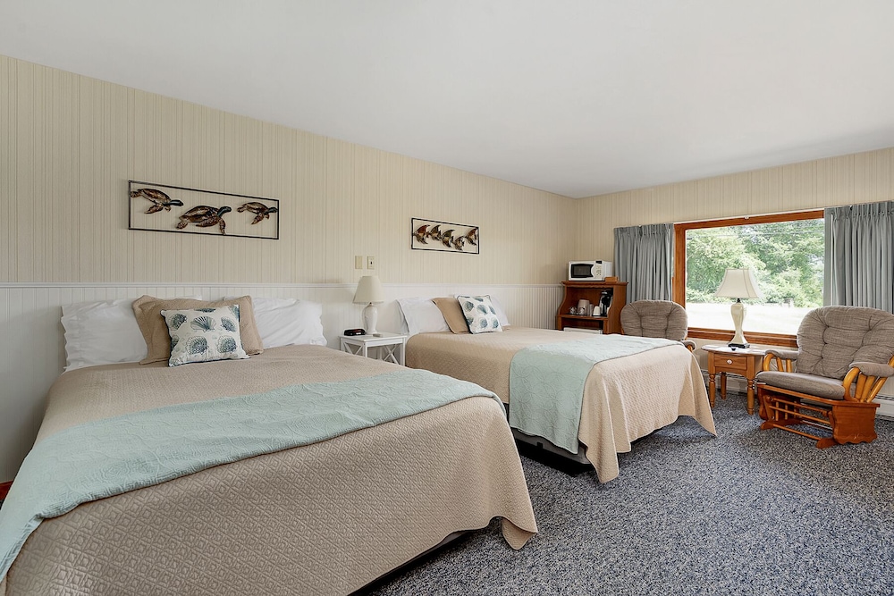 Towne Lyne Motel - photo 99