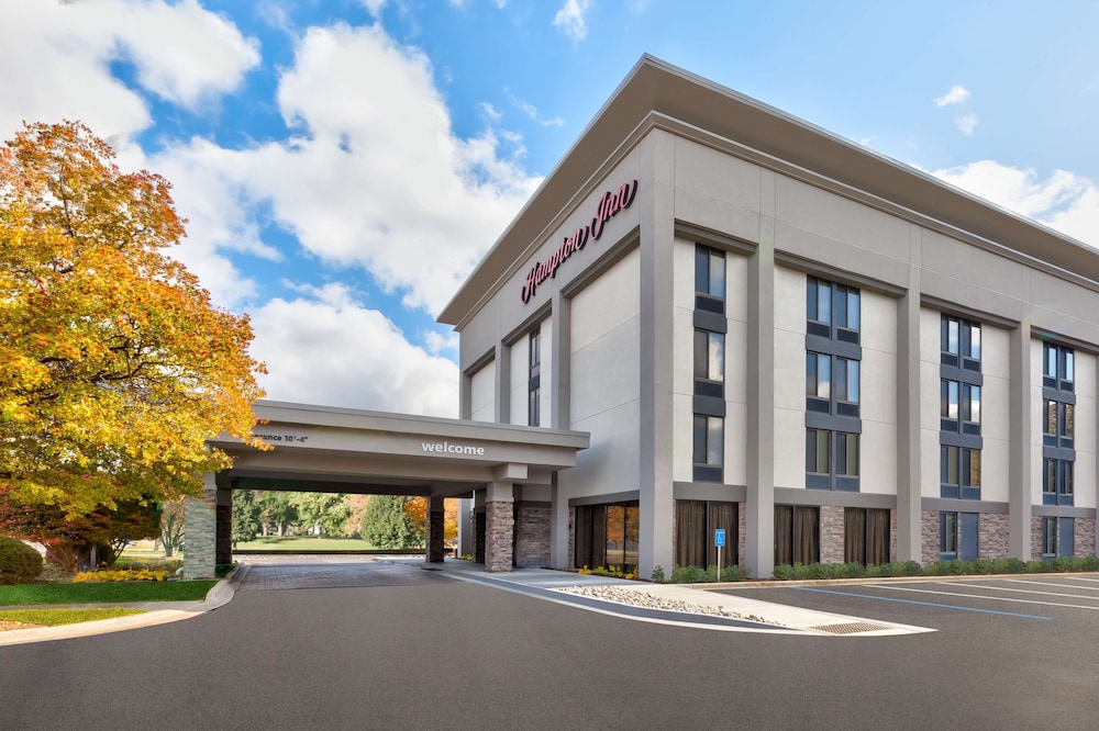 Hampton Inn Traverse City - photo 42