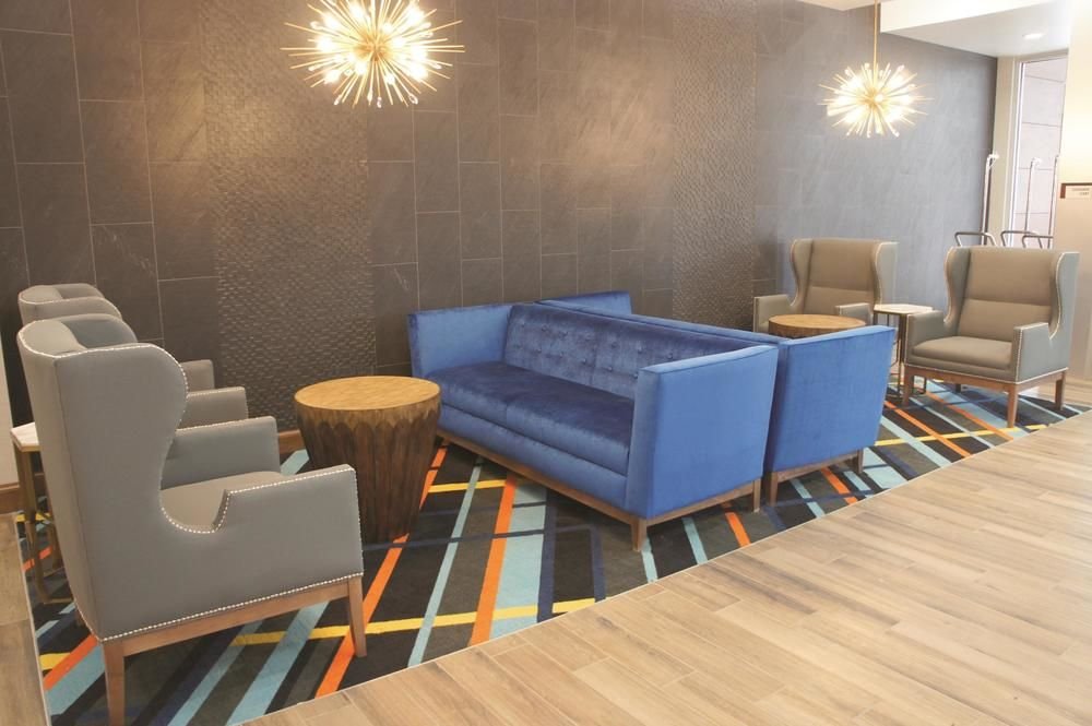 La Quinta Inn Oklahoma City Airport - photo 2