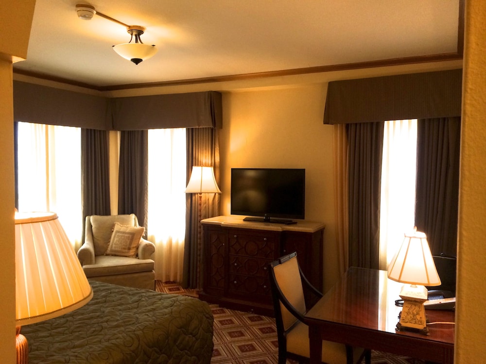 Embassy Hotel - photo 49