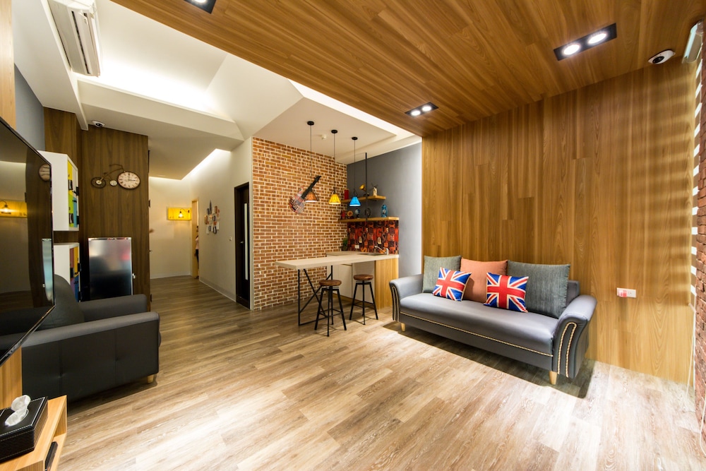 Pickup Light — hotel in Tainan