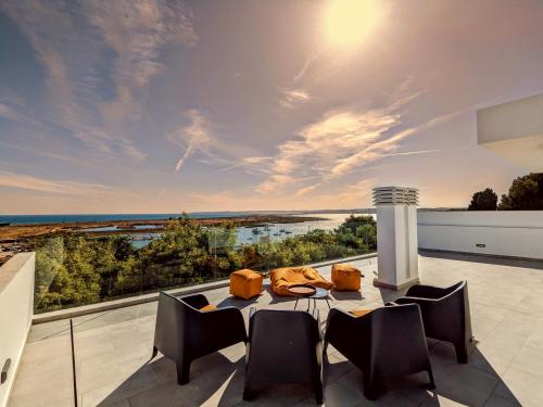 Ria Breez'in by JohnVillas — 4-Star Luxury Hotel in Alvor, Portugal