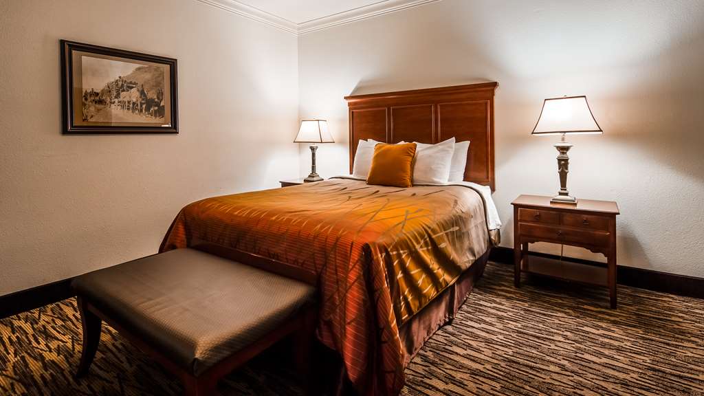 Best Western Plus Humboldt House Inn - photo 15