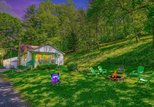 Hillside Hideaway - carbon neutral hotel in Logan