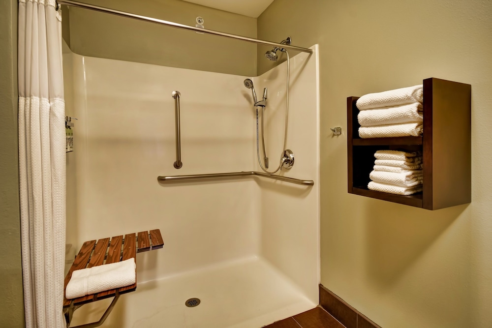 Staybridge Suites Middleton Madison West by IHG - photo 31