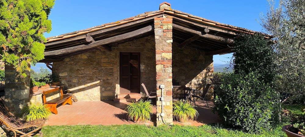 Farmhouse in Tuscany With Olive Grove Views — 4-Star Luxury Hotel in Bucine, Italy