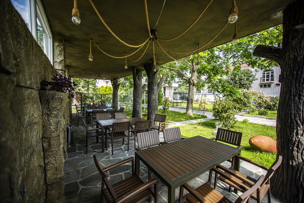 BBQ/picnic area