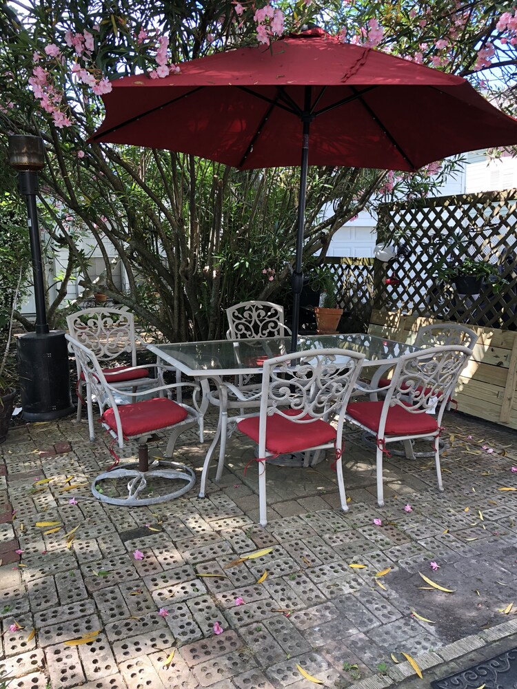 Avenue O Bed & Breakfast - photo 51