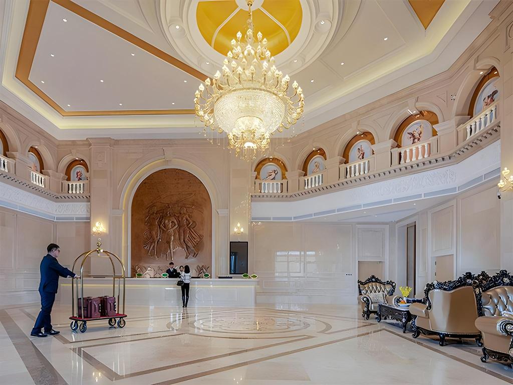 Vienna International Hotel — 4-Star Luxury Hotel in Changchun, People's Republic of China