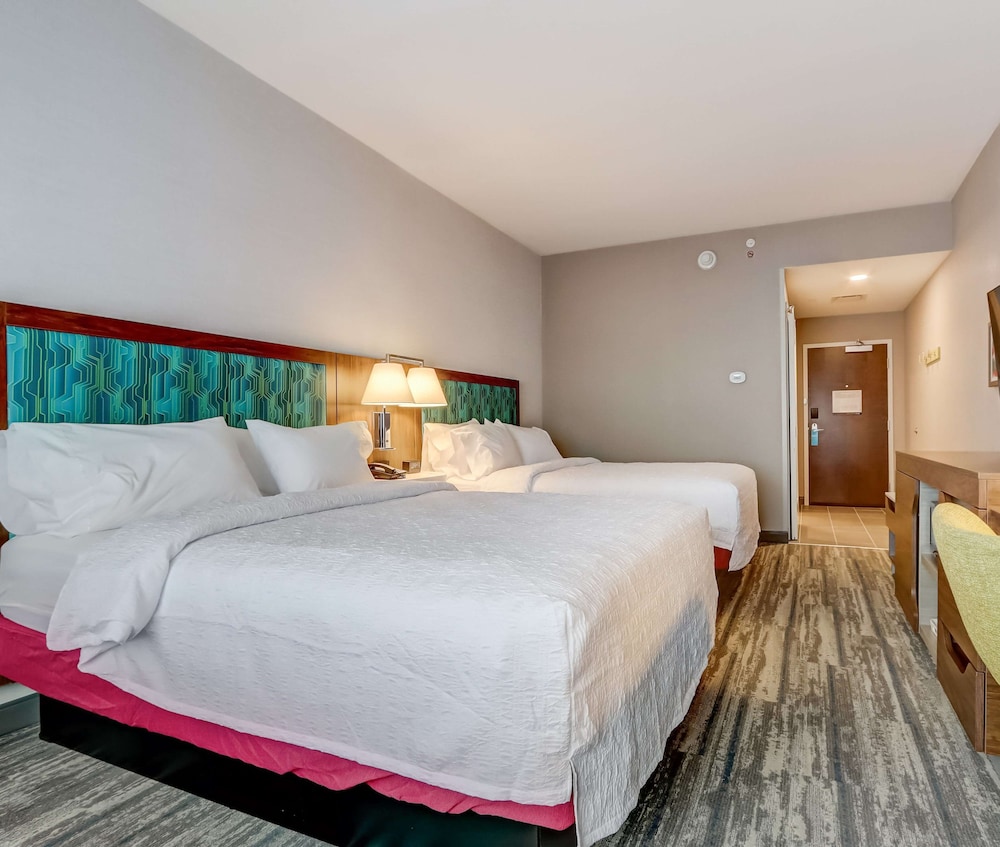 Hampton Inn and Suites by Hilton Cincinnati Midtown Rookwood - photo 11
