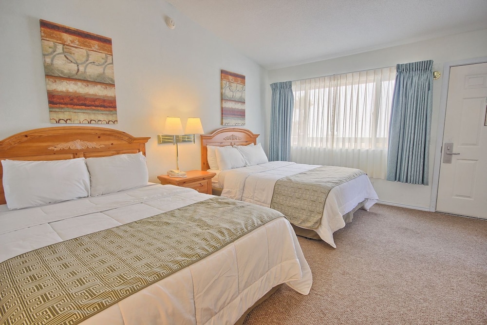 San Simeon Lodge - photo 22